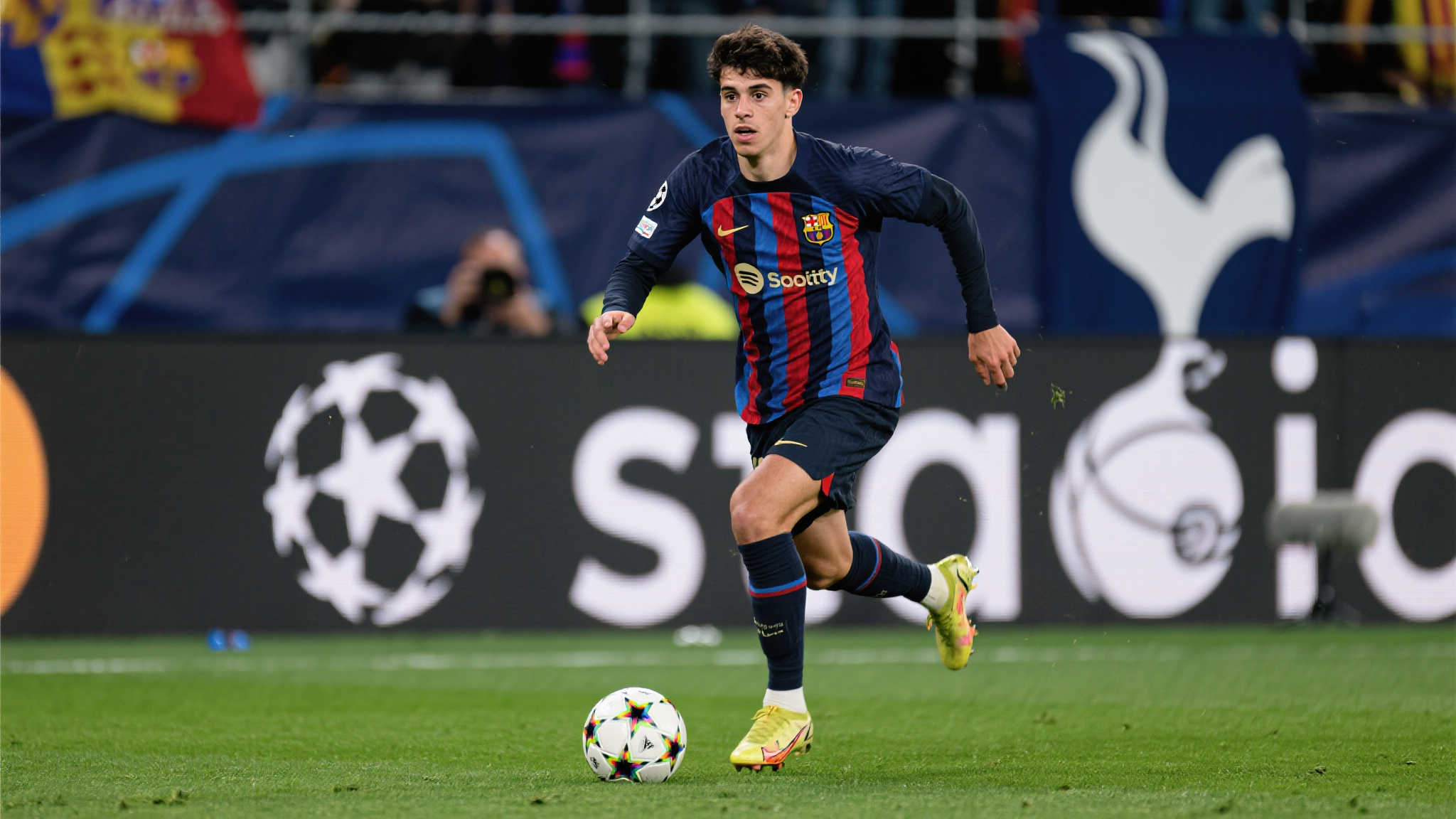 世界杯滚球游戏中心